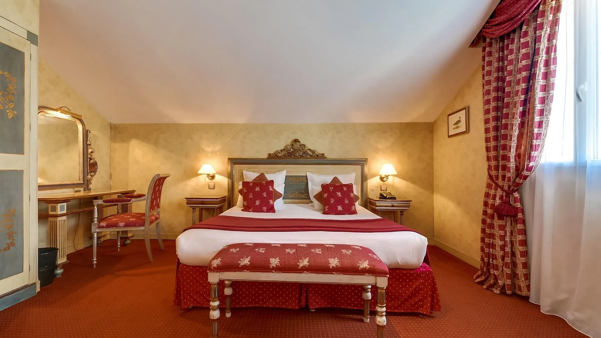 Beaumarchais Hotel Paris