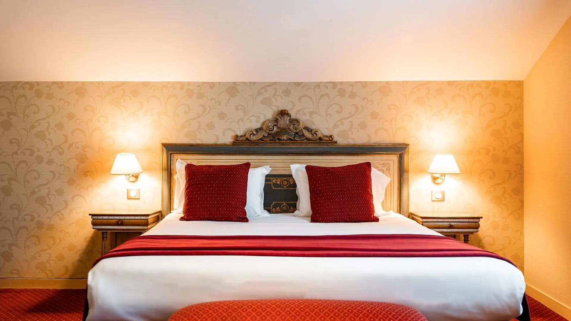 Beaumarchais 4*