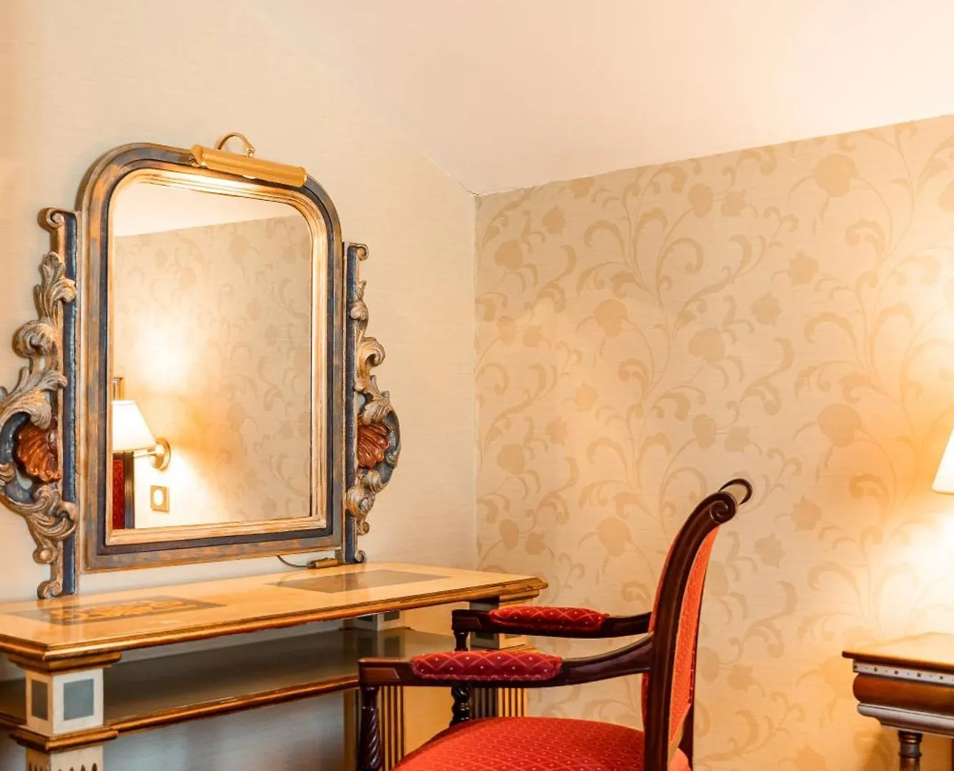 Hotel Beaumarchais Paris