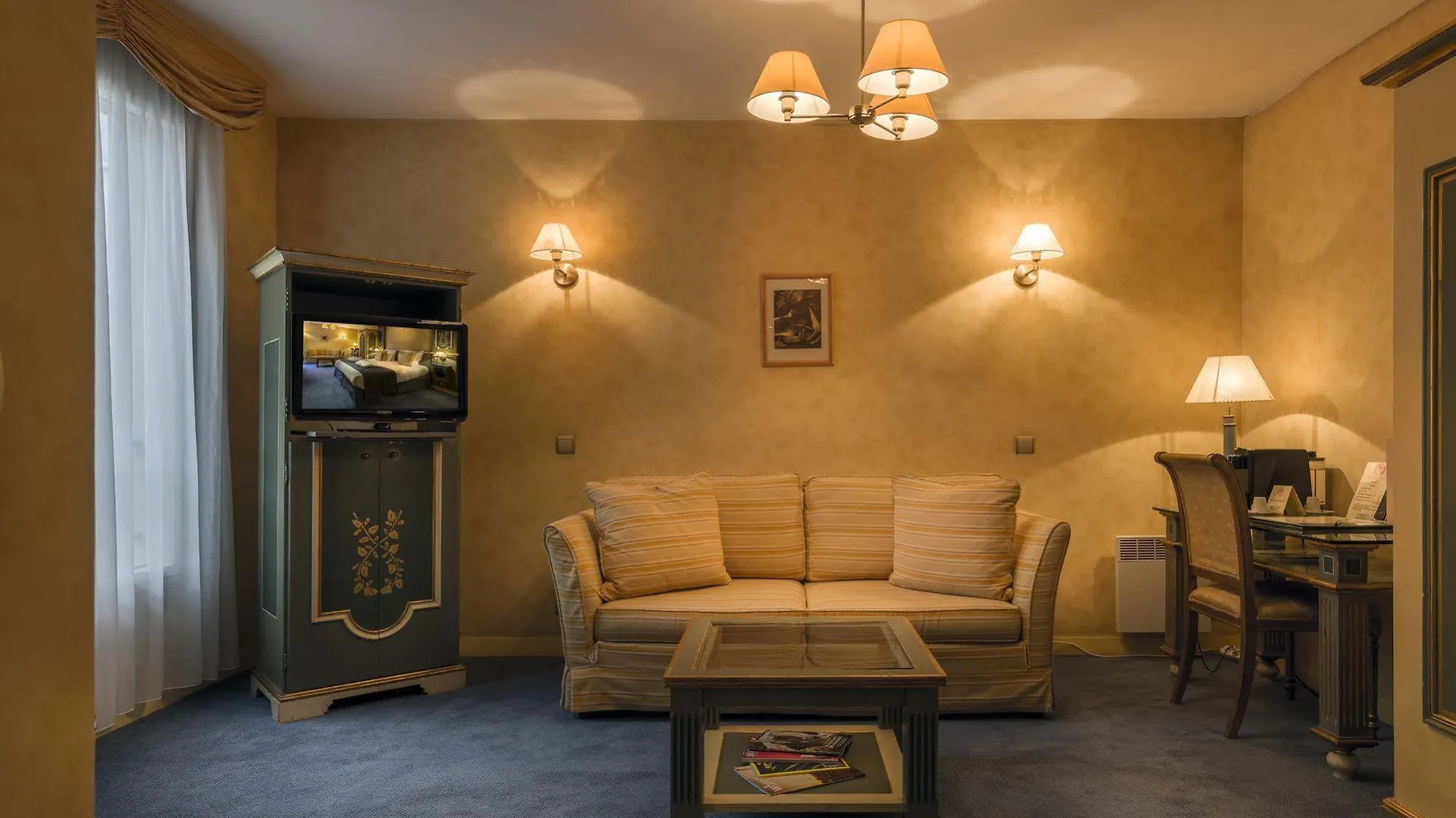 Beaumarchais Hotel Paris